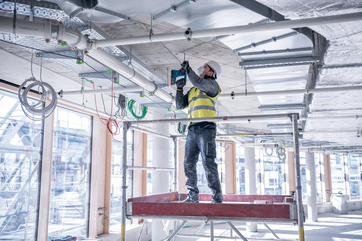 Bosch Professional 18V System Akku Bohrhammer GBH 18V-22 (mit SDS plus, inkl. 2x 4.0Ah Akku, Schnellladegerät GAL 18V-40, L-BOXX)
